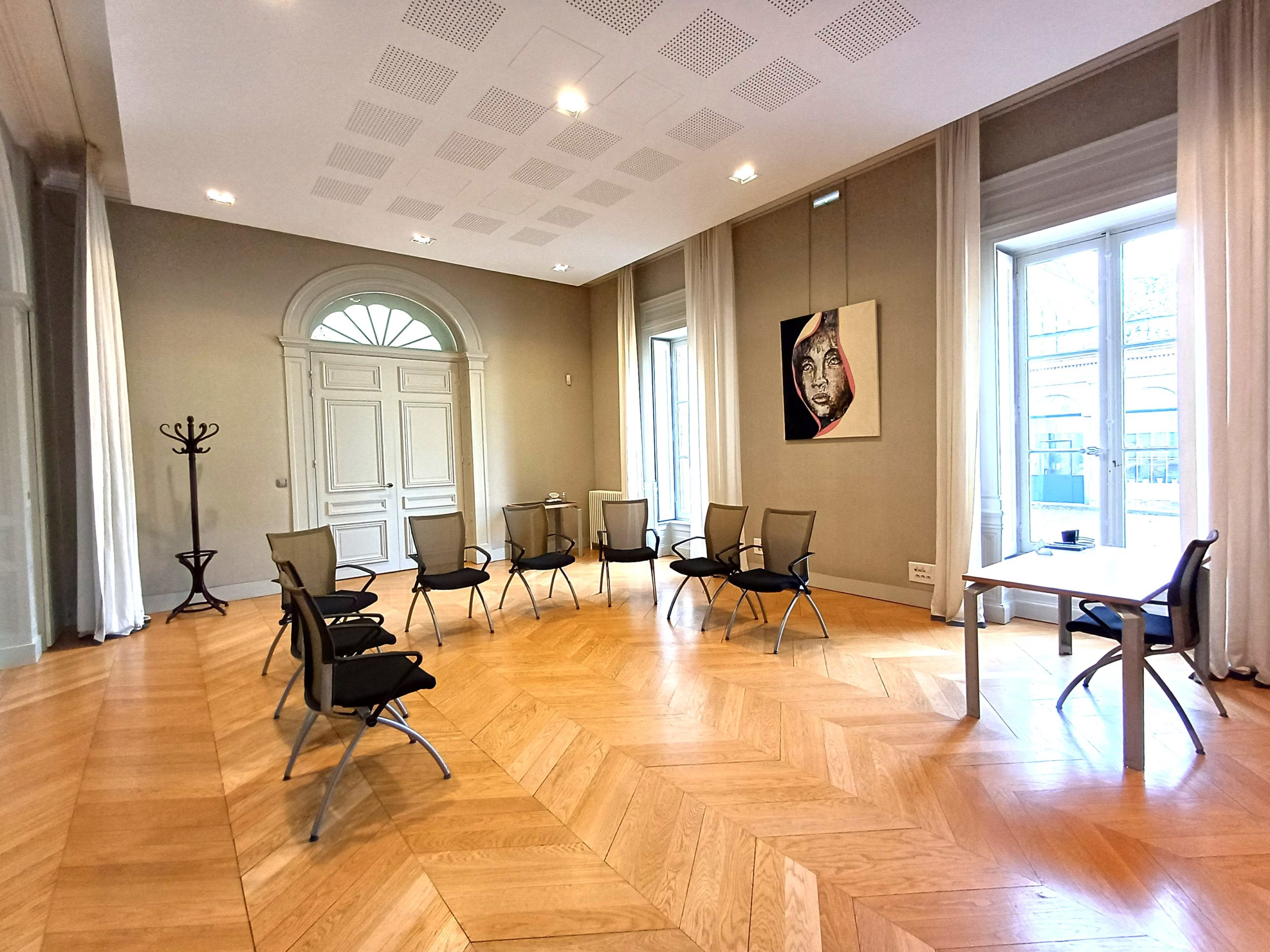 Salle Laos - Montcelard